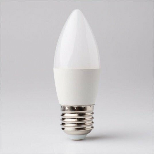 Żarówka CANDLE E27 3W 3000K 270lm
